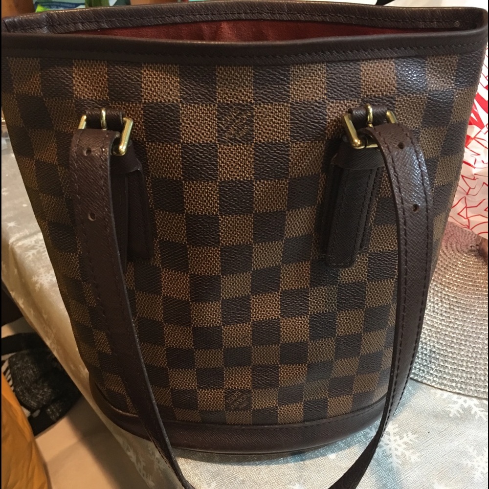 Louis Vuitton Bucket Bag